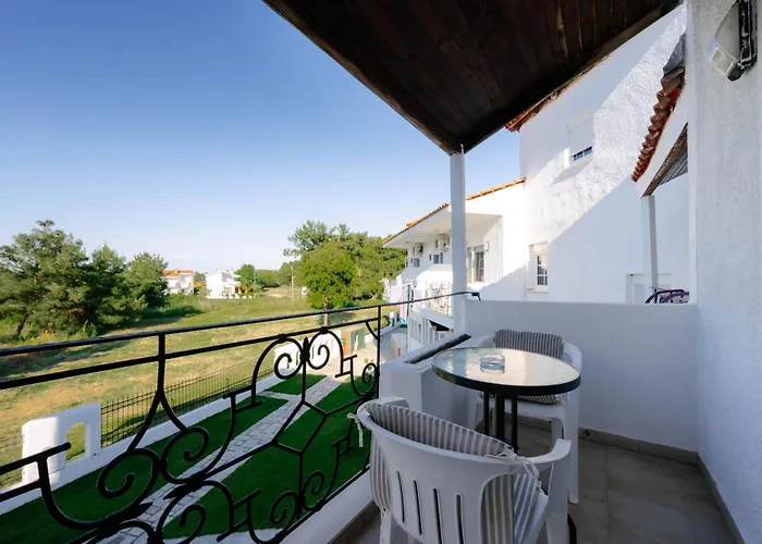 Otel Artemis Prínos